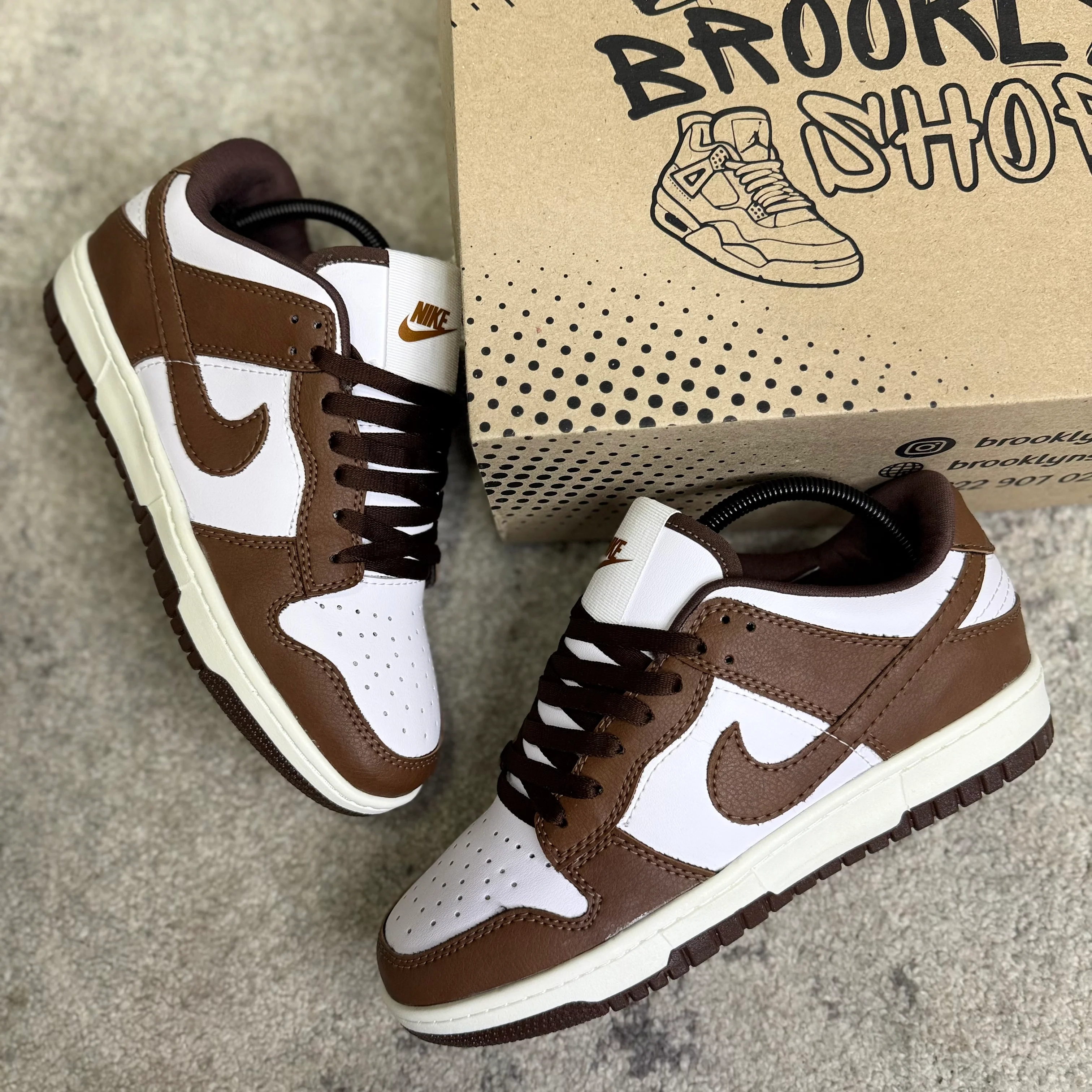 NIKE DUNK LOW